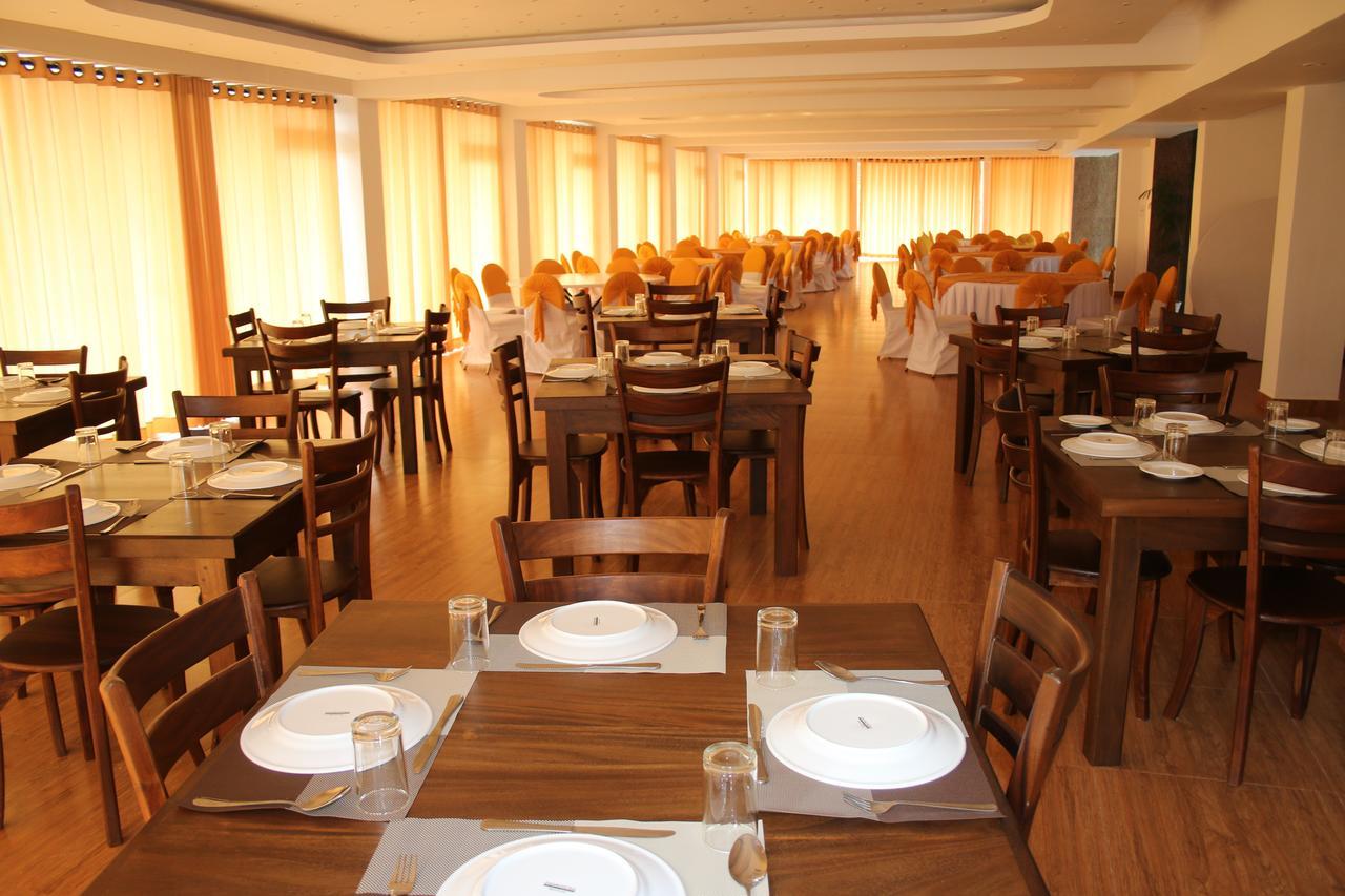 Sky View Grand Hotel Kandy Kültér fotó