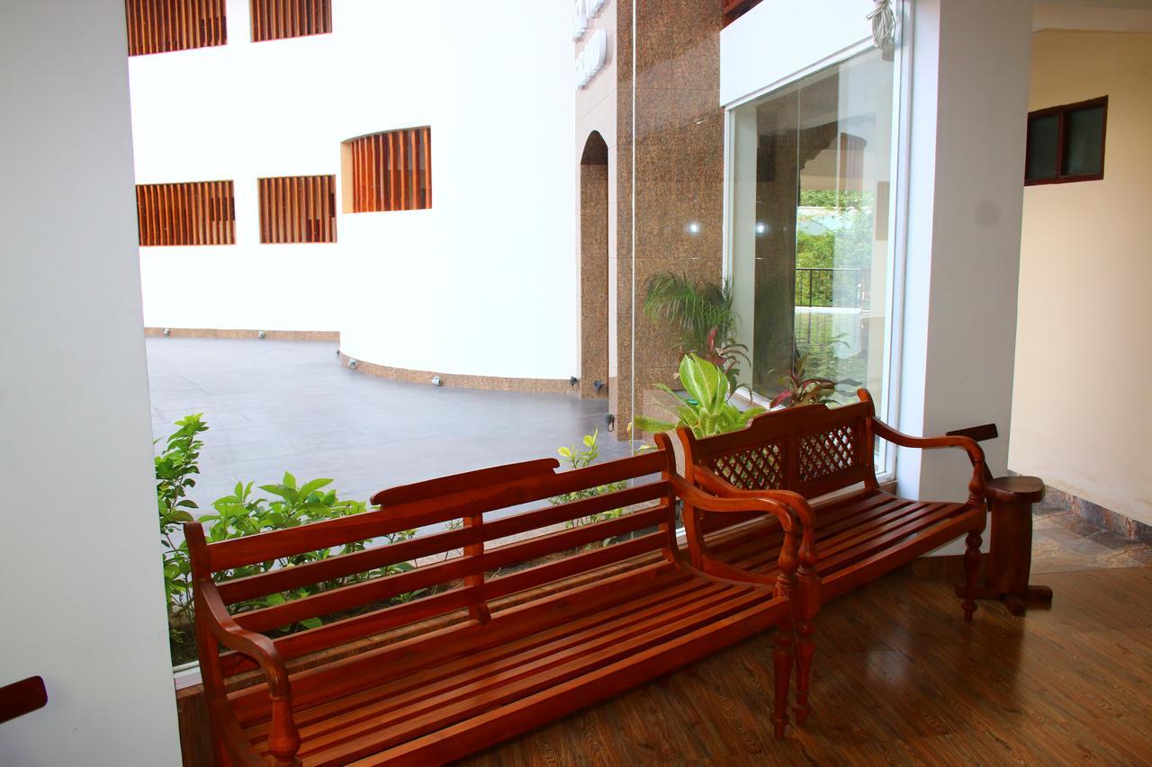 Sky View Grand Hotel Kandy Kültér fotó